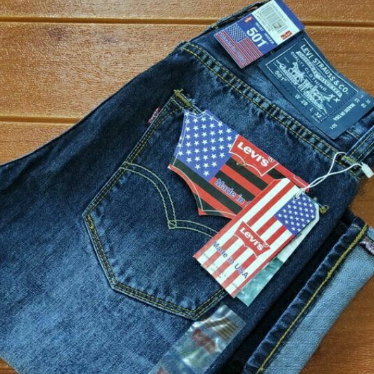 Celana panjang pria levis /Celana panjang pria jeans levis 501/Celana jeans pria Levi's import 501 m