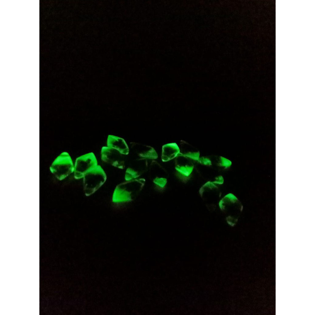 Kalung Resin Edelweis Glow In The Dark