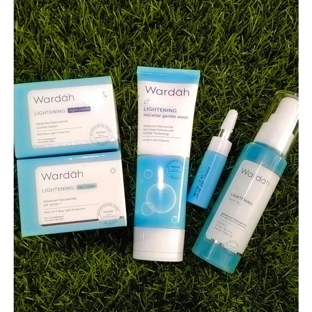 PAKET WARDAH LIGHTENING SERIES ( Day B ,Night B ,serum ,gentle Wash K , face mist )