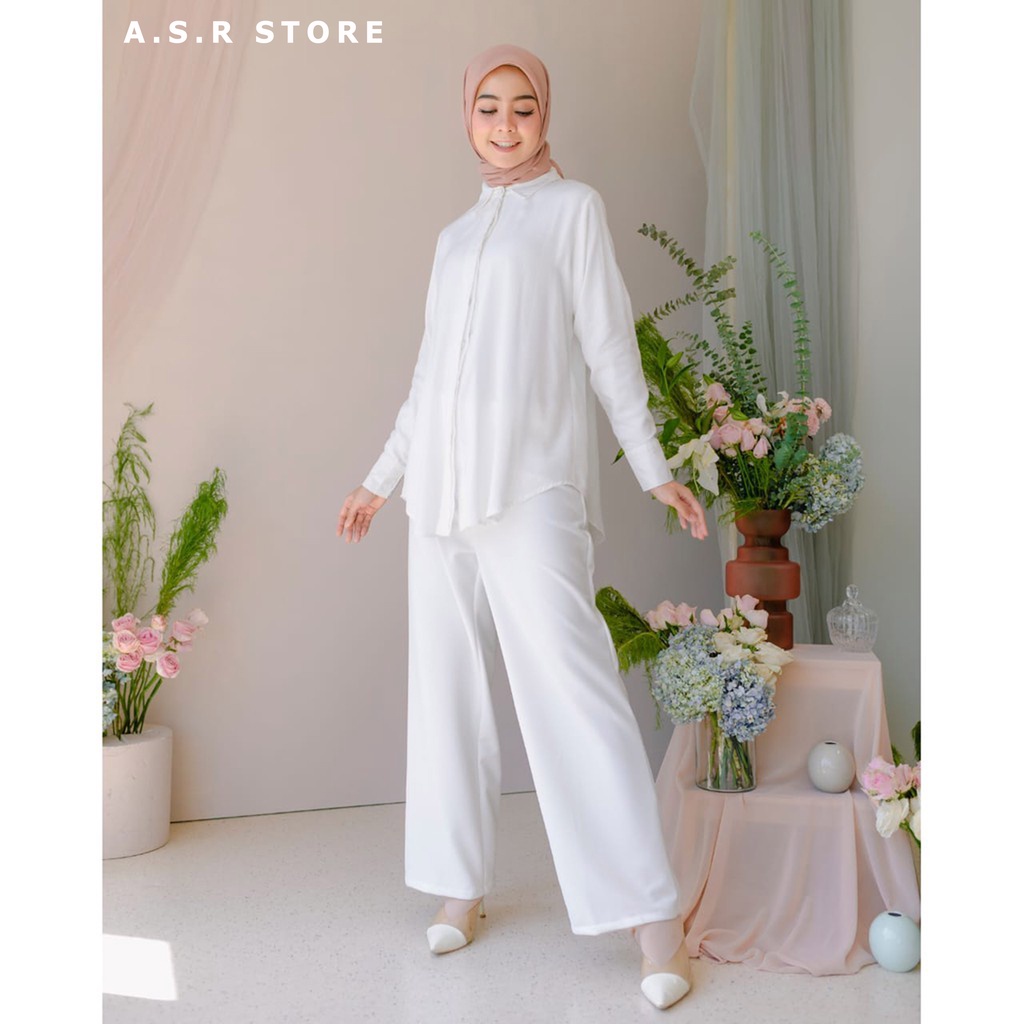 AUDRY RUFI BASIC SHIRT// PUFFY BLOUSE MONA// ATASAN WANITA MODEL KEMEJA// SIZE S M L XL XXL// BLUS CASUAL KERJA DAN ACARA TERTENTU//  BAHAN KAIN SHAKILA PREMIUM QUALITY// UKURAN REGULER JUMBO OVERSIZE READY TREN MODEL TERBARU KEKINIAN VIRAL BERKUALITAS