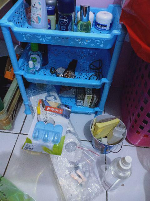 Rak Dinding Vintage Love