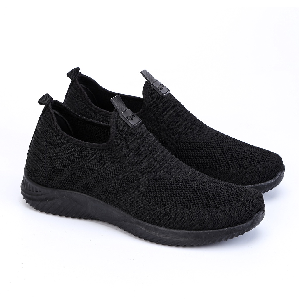 Sepatu Sneakers Cowok  Sepatu Pria Tanpa Tali Full HItam Terbaru