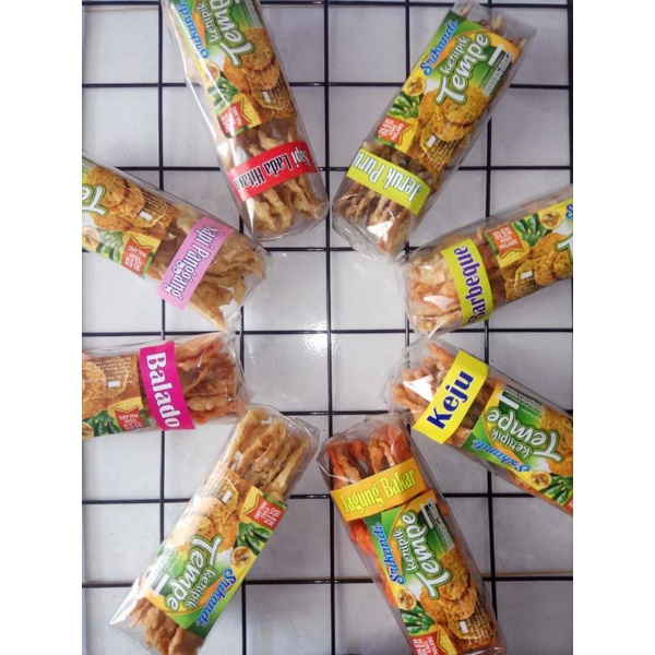 

[Oleh-Oleh Khas Malang] Paket 1 dus isi 32 bungkus Keripik Tempe Asli Malang