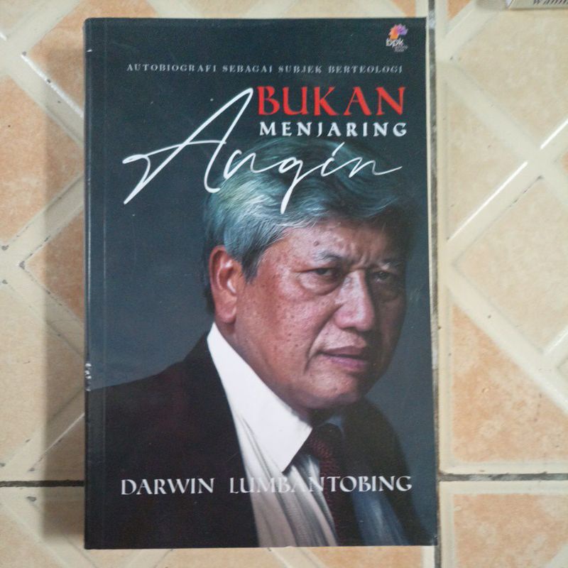 Buku Kristen bukan menjaring angin by Darwin Lumbantobing