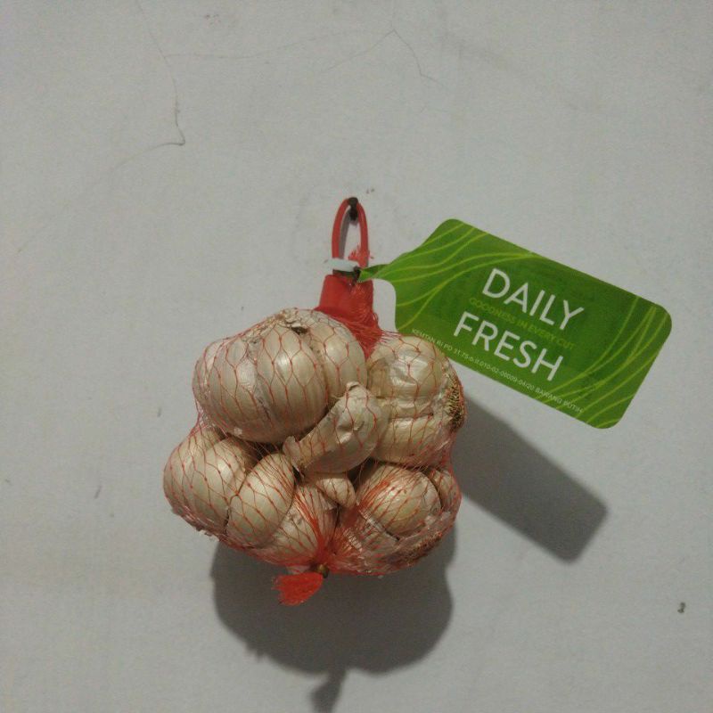 

Daily Fresh Bawang Putih Segar 250 gr