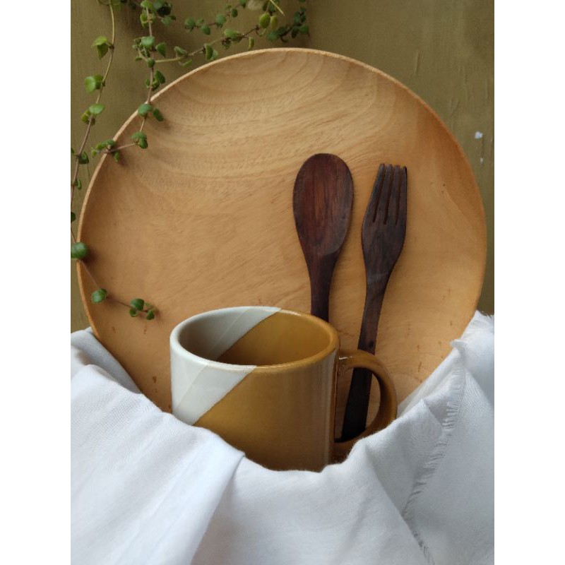 ALAT MAKAN SATU SET KAYU DAN KERAMIK UNIK MURAH SENDOK GARPU PIRING MUG MEMPERCANTIK DAPUR