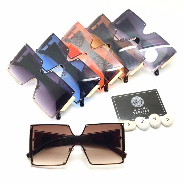 Kacamata Hitam Wanita / Cewek Versace 3322