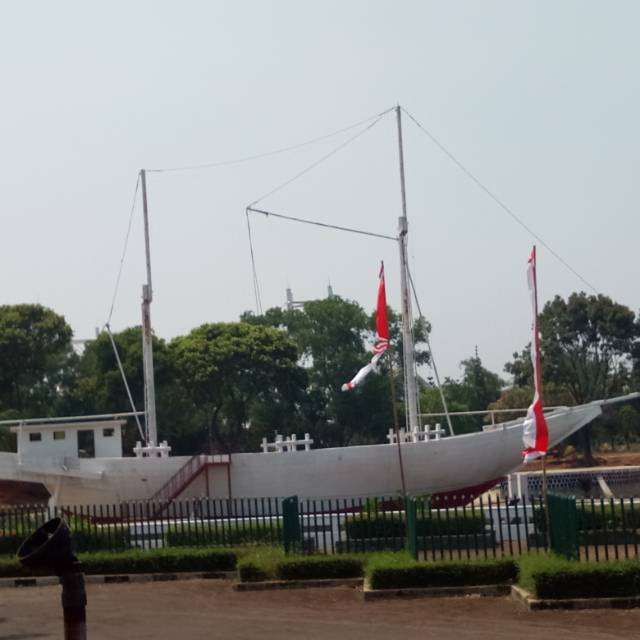 trifitrisari