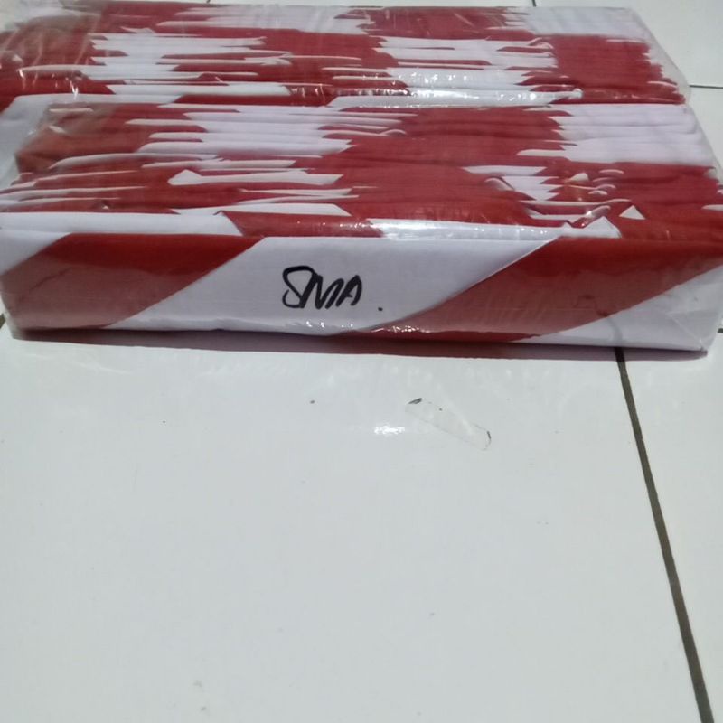 

kacu SMA bahan katun uk.kurleb 125cm(BISA SATUAN)