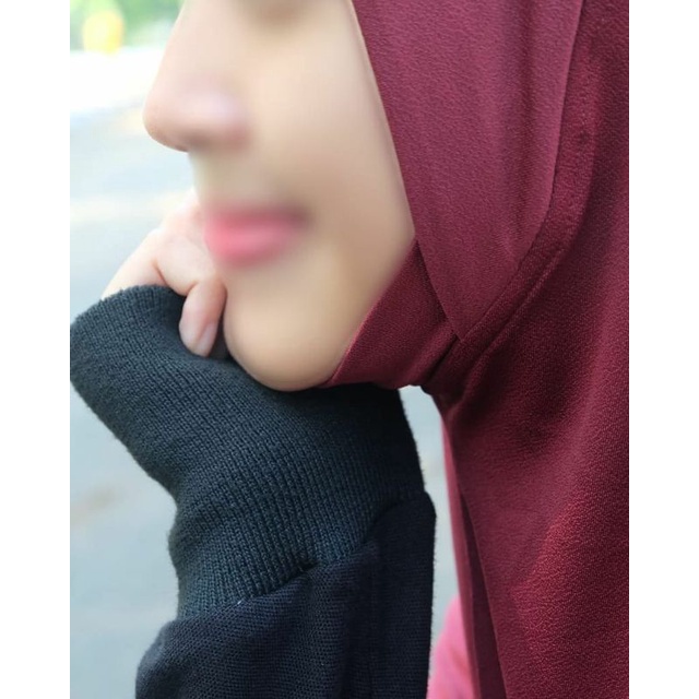 passion of syari (preloved) khimar maryam XL Maroon