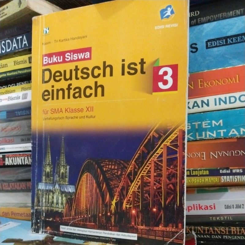buku Bahasa Jerman/Deutsch Ist Einfach kelas 12/3 sma tiga serangkai