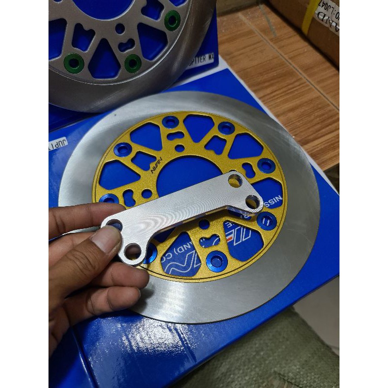 breket kaliper 2p yamaha mio fino mio soul set disk 220 kaliper standar pnp