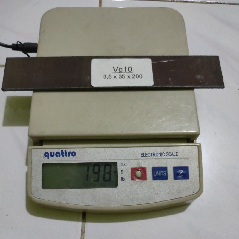 VG10 Bahan pisau dan golok, bukan N695, elmax, k110