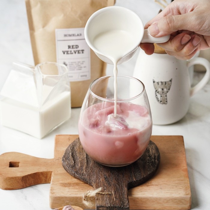 

Lainnya-Minuman-Bubuk- Bubuk Minuman Red Velvet Latte Premium Powder 200G -Bubuk-Minuman-Lainnya.