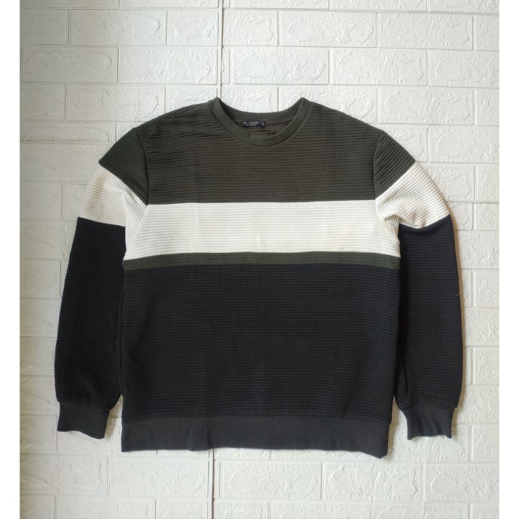 Crewneck TBJ Nearby