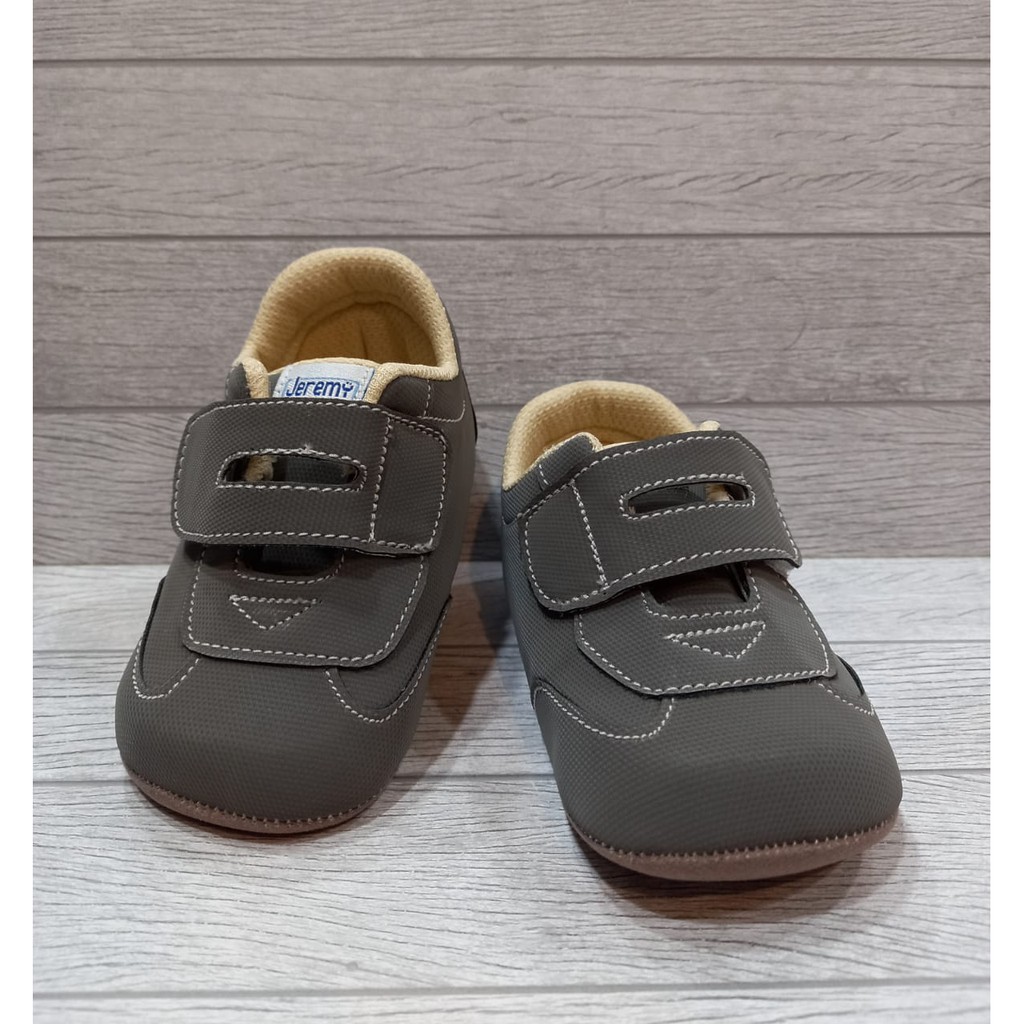 SEPATU TALI BAYI / SEPATU REKAT BAYI / SEPATU BAYI JEREMY MURAH