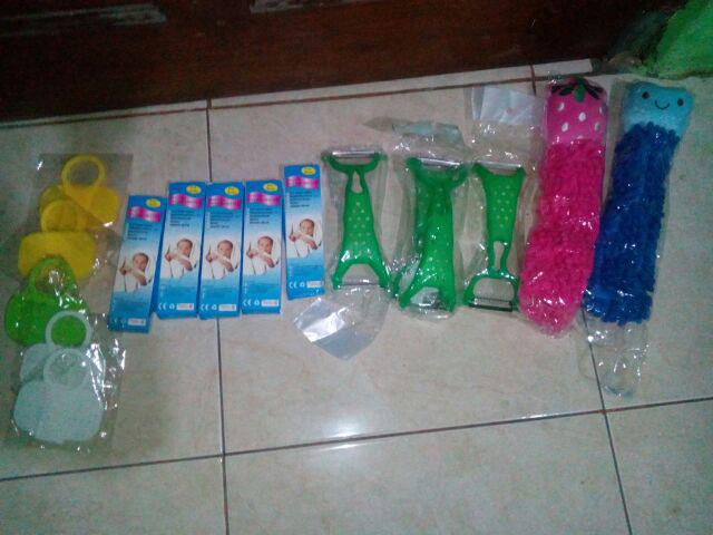 Pisau Kupas Buah Sayur Serbaguna Peeler Multifunction Knife