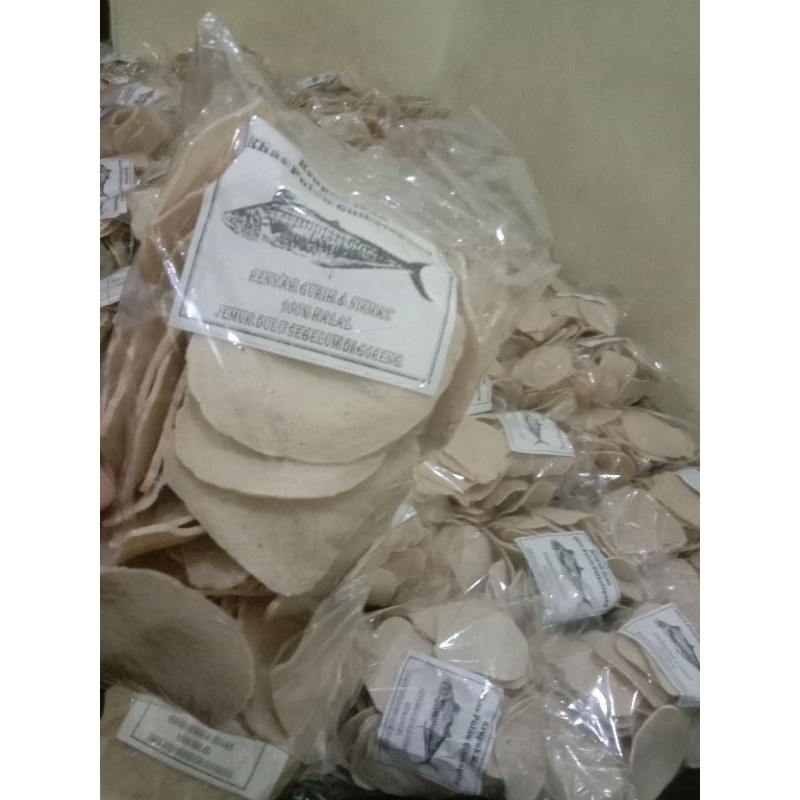 

Krupuk Jenggelek Asli Pulau Gili