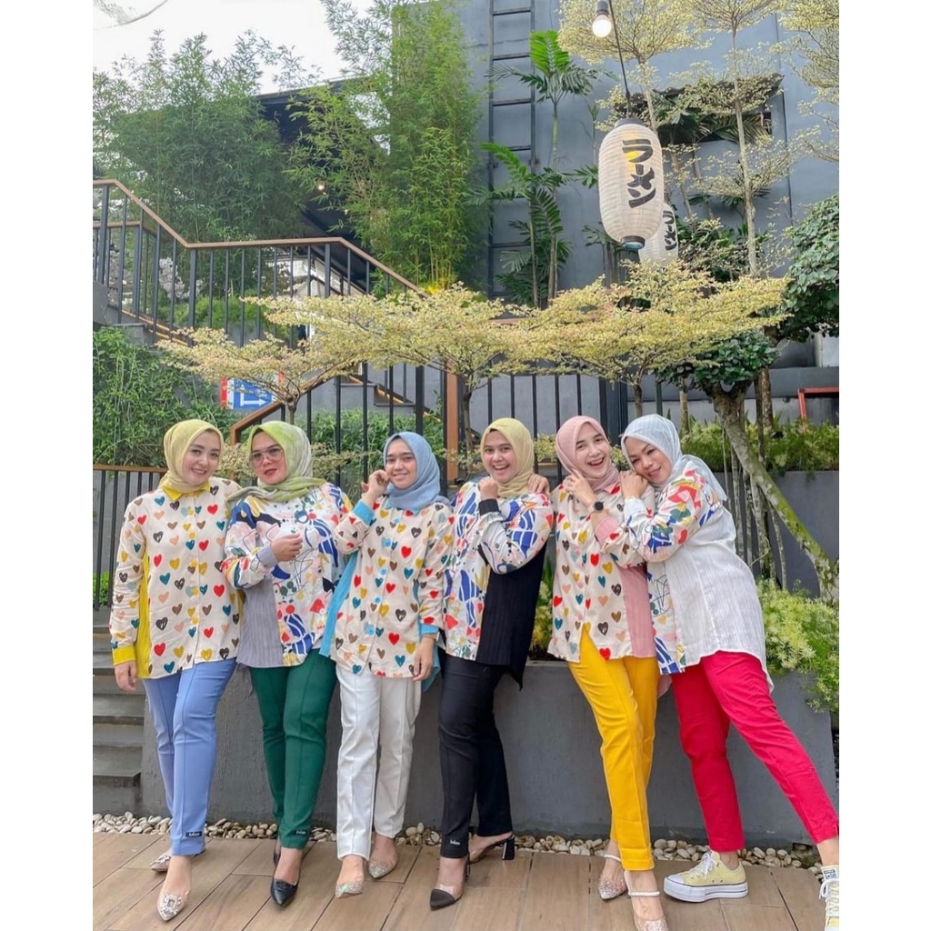 KEMEJA ANUM CANDY BY LAGAYA/MOTIF LOVE/MOTIF ABSTRAK/BAHAN COTTON MIX/KEMEJA BUSUI FRIENDLY/KEMEJA W