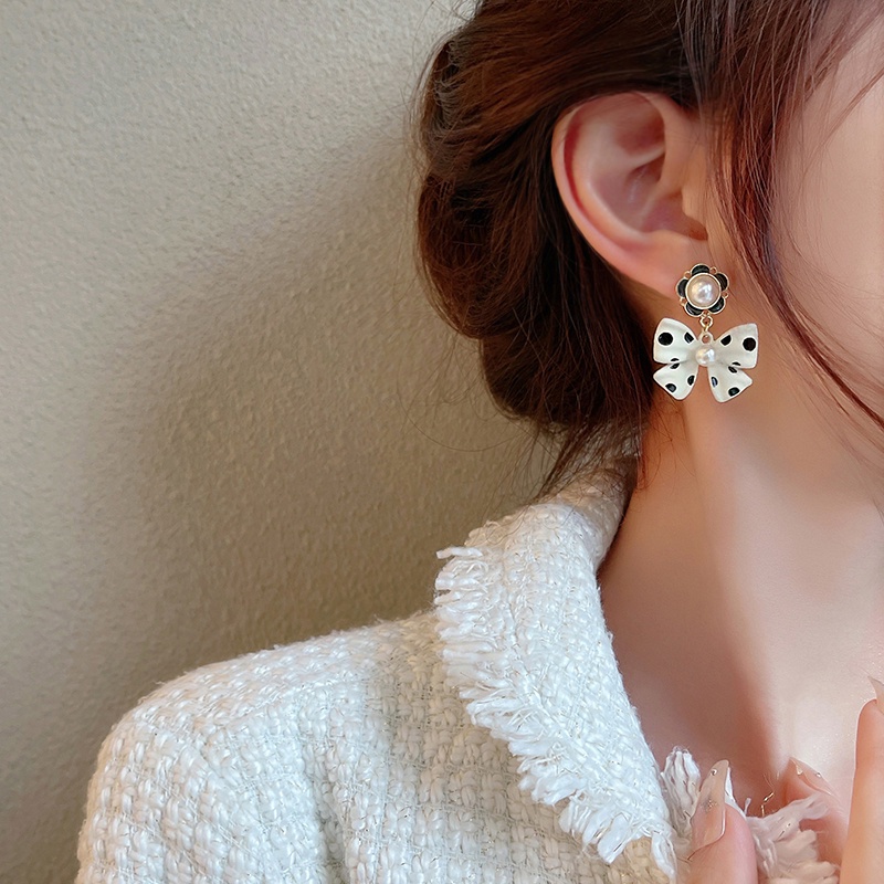 Anting Mutiara Busur Polkadot Hitam Vintage Aksesoris Telinga Korea Wanita