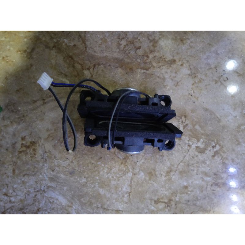 speker salon tv led LG 24LB452