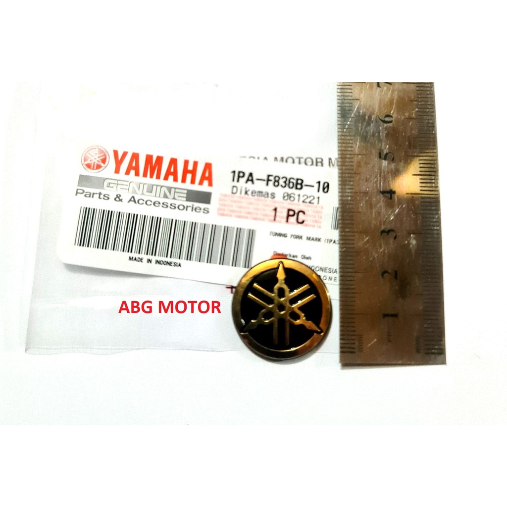 EMBLEM GARPU TALA WARNA GOLD EMAS ORIGINAL 1PA-F836B-10