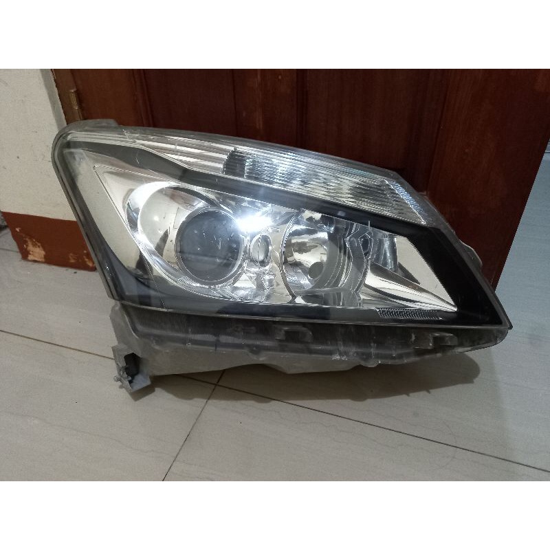 headlam lampu depan isuzu mux kanan
