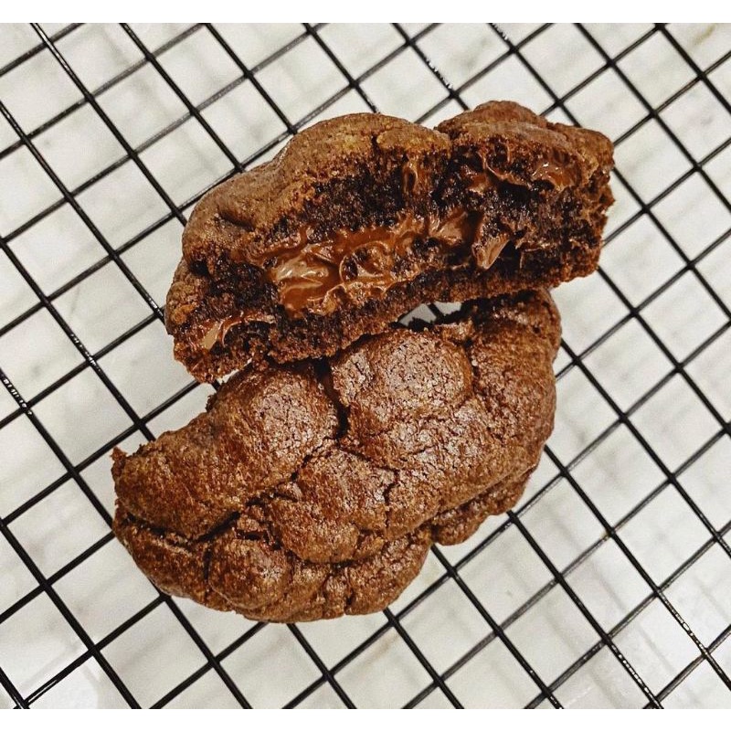 

Giant Chocolate Cookies (Dark Chocolate)