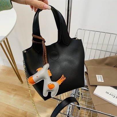 ( 2PC 1KG ) GTBI998878950 New Arrival  !!!  Tas Selempang Wanita Import  Premium Terbaru+ASESORIS