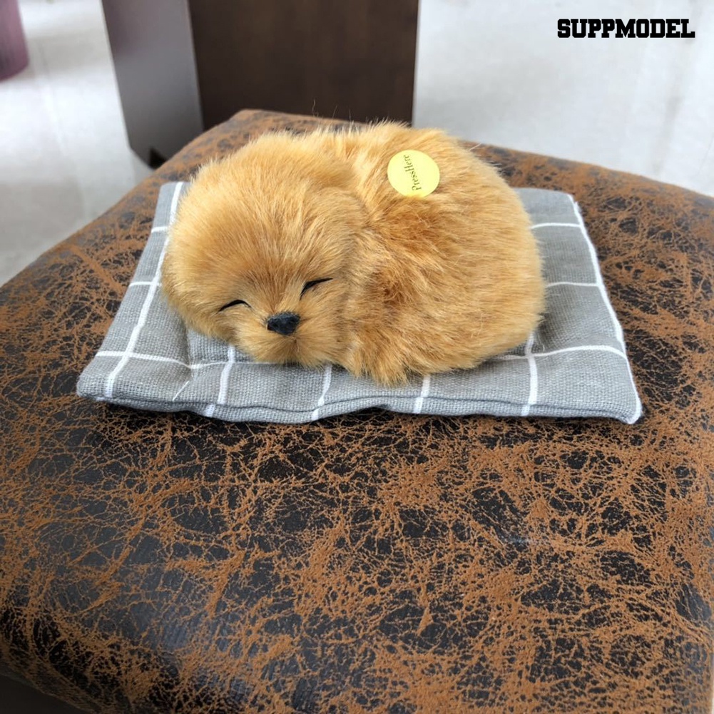 Boneka Anjing Tidur Realistis Bahan Plush Untuk Dekorasi Rumah / Mobil