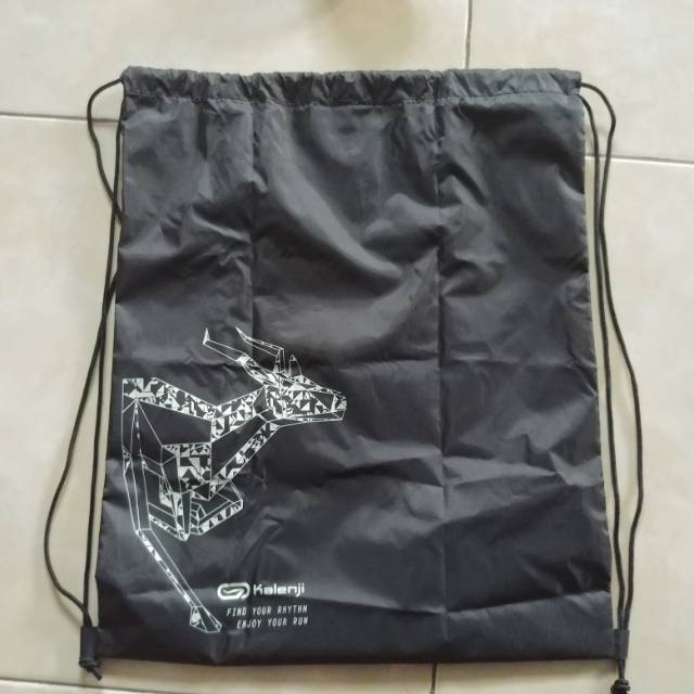 TAS SEPATU SERUT KALENJI