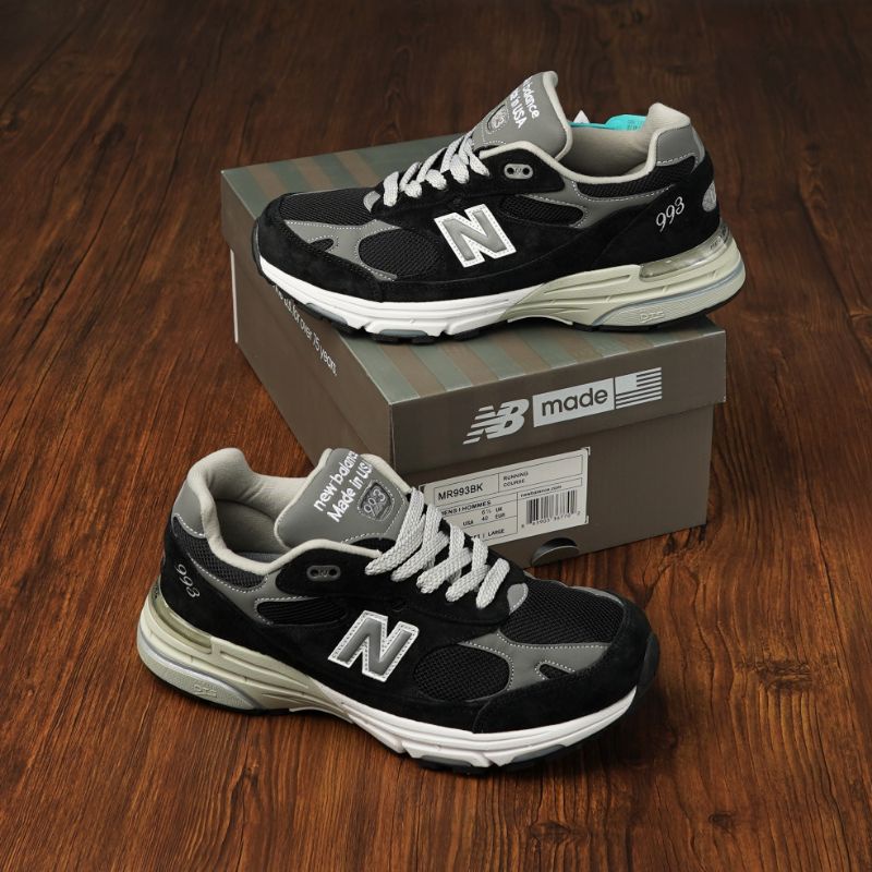 Sepatu New balance 993 Black
