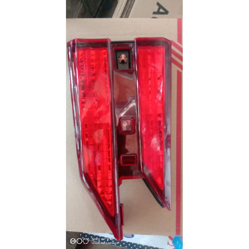 LAMPU REFLEKTOR AVANZA 2019
