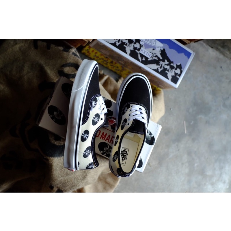 vans auth wacko maria
