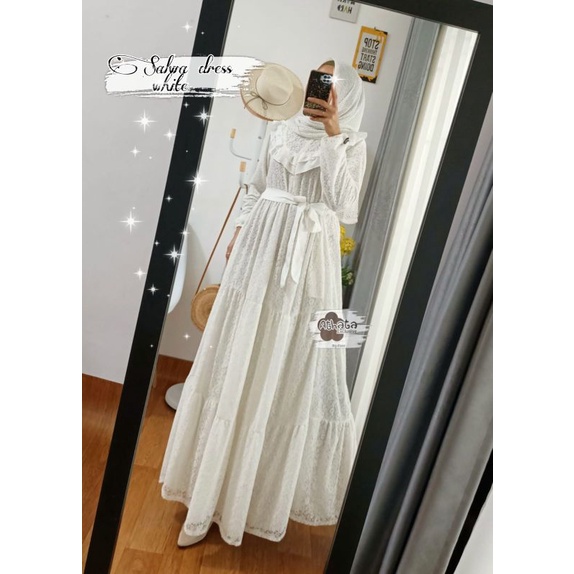 Gamis putih brukat original Athata by dzee