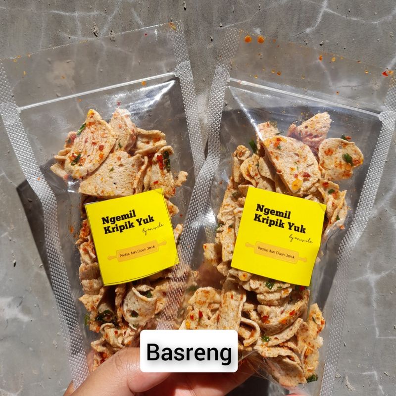 

(50g) KERUPUK BASRENG PEDAS ASIN DAUN JERUK