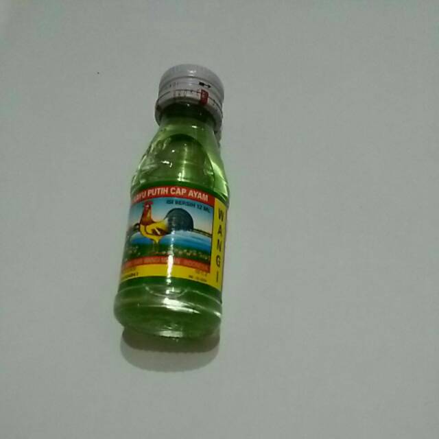 Minyak kayu putih Cap Ayam 12 ml