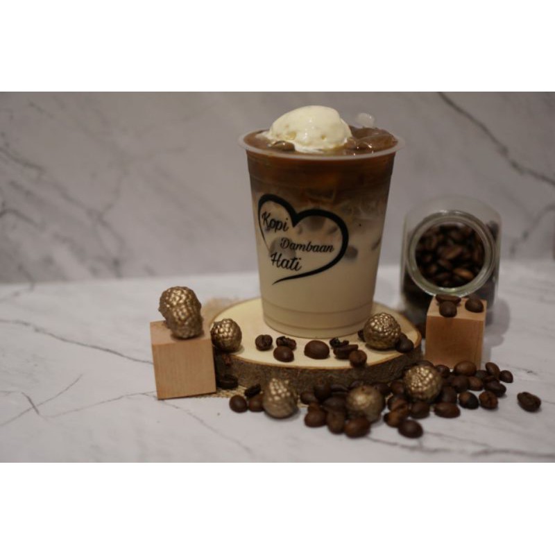 

Kopi Soya Latte ( with Vanilla ice cream )