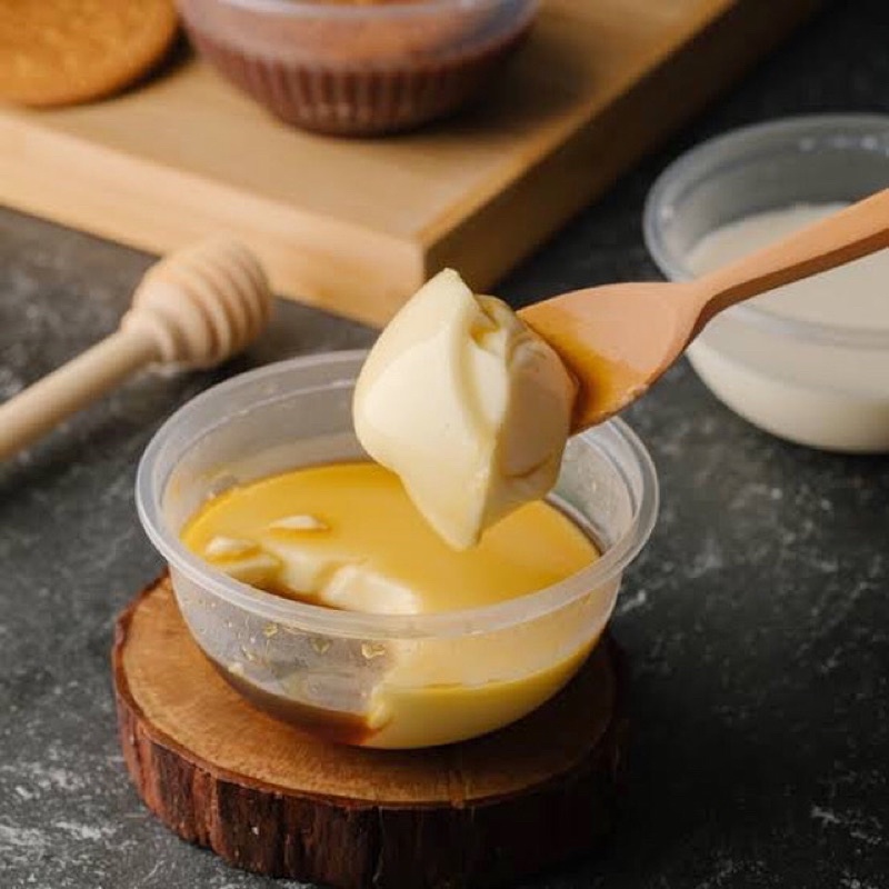 

Pudding Vanilla / Pudding Gyukaku Halal 300ml
