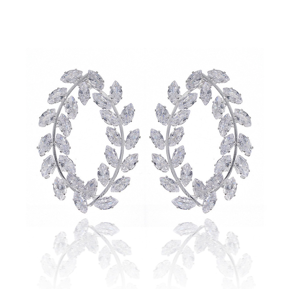 Anting Tusuk Gaya Eropa / Amerika Desain Ranting Zaitun Hias Zircon Untuk Wanita