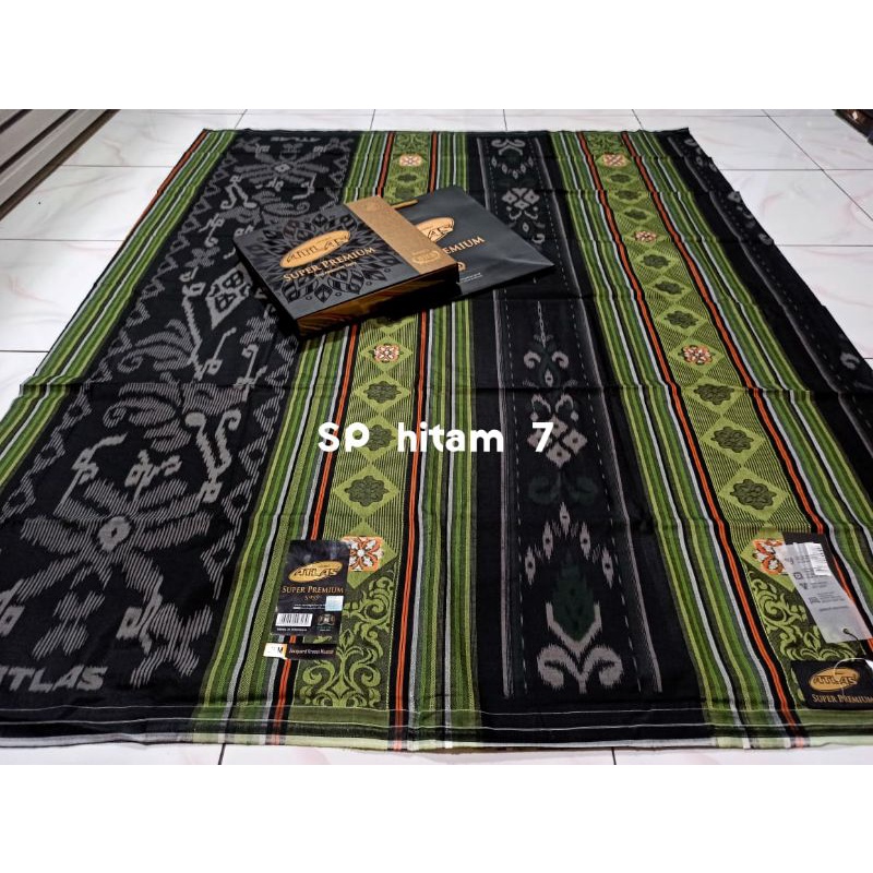 SARUNG ATLAS SUPER PREMIUM GOLD S.955/S.945