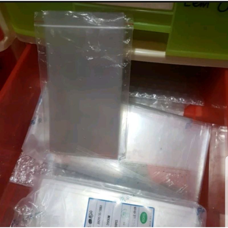 

Lem Oca universal 5.5