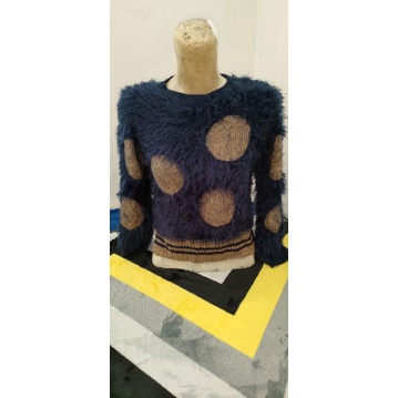 Preloved fuzzy crop bulu bulu rajut