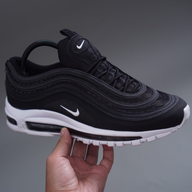 nike am 97 black