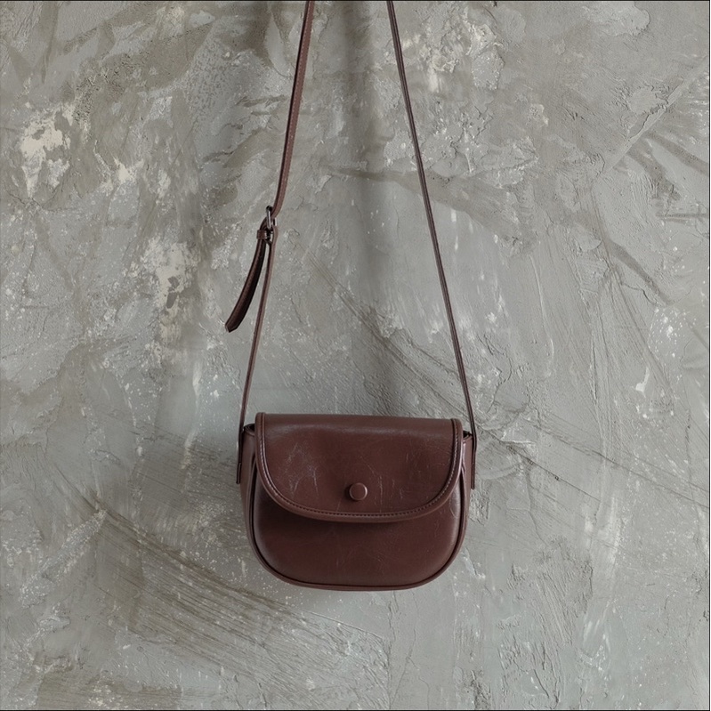 Naoki Sling Bag