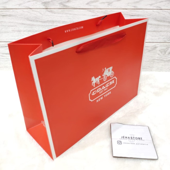

(TERLARIS) PaperBag COACH Medium - Red
