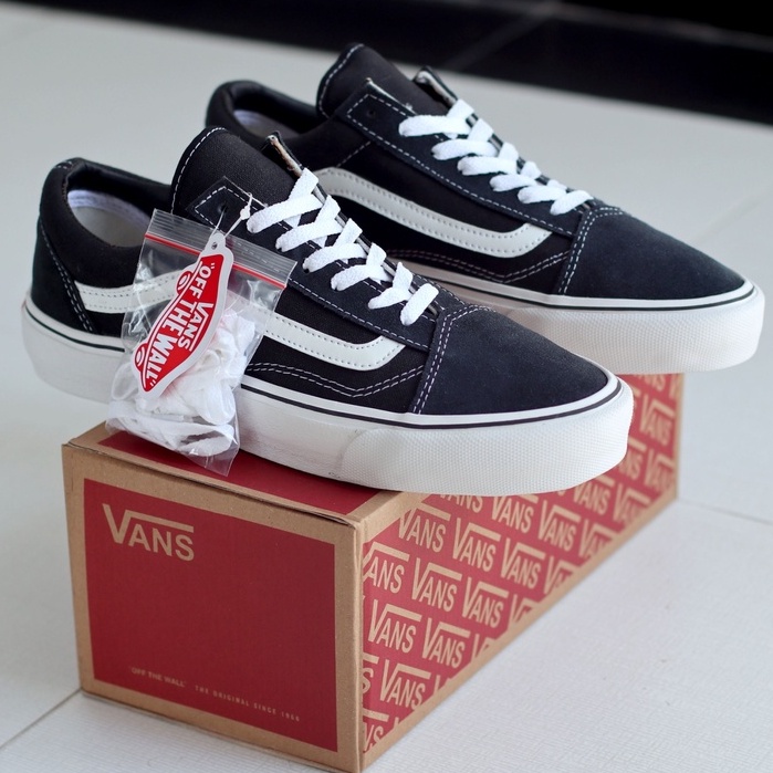 BISA COUPLE SEPATU OLDSKOOL BLACK WHITE CLASIK BEST SELLER PREMIUM/ kj