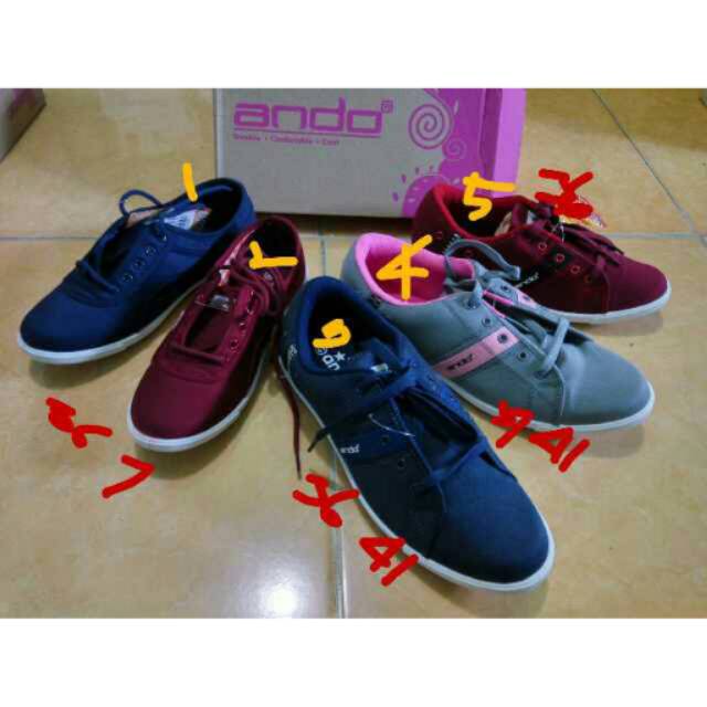 Sepatu sport cewek