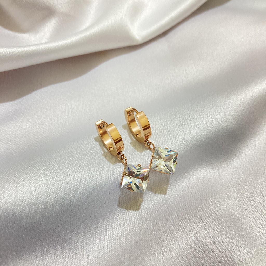 Anting Titanium Wanita Anti Karat Aksesoris Perhiasan AT-026