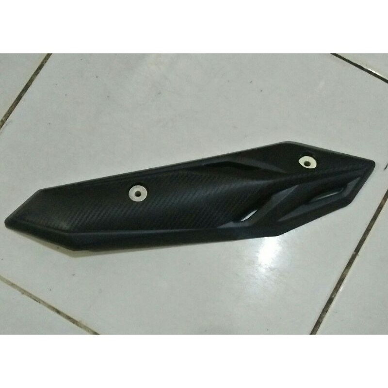 Cover tutup knalpot atau tutup pengaman knalpot Honda Beat fi Beat street fi2020